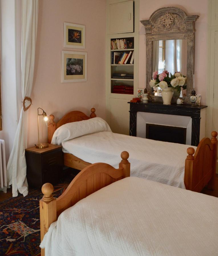 Gite De Charme En Sologne, Sejour En Famille, Jardin, Riviere, Jeux, Nature & Detente Aubigny sur Nere Bagian luar foto